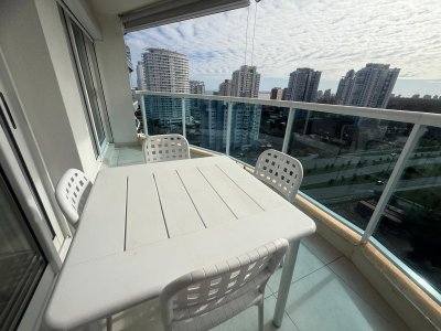 Apartamento ID.2983 - Venta mansa piso alto atrás Enjoy