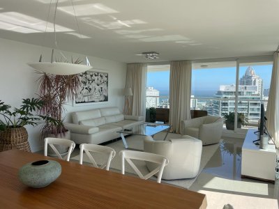 Apartamento ID.2414 - ONE 1 VENTA PISO ALTO ESQUINERO CON VISTA AL MAR Y A PURO SOL!!!!