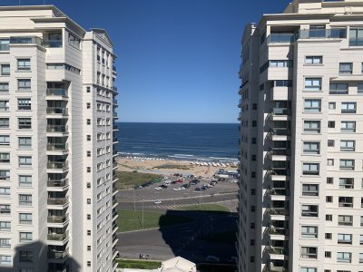 Apartamento ID.1726 - VENTA BRAVA IMPERIALE III inmaculado Piso alto