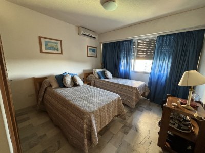 Apartamento ID.2421 - AV ROOSVELT BAJO SU VALOR VENTA EXCELENTE PRECIO