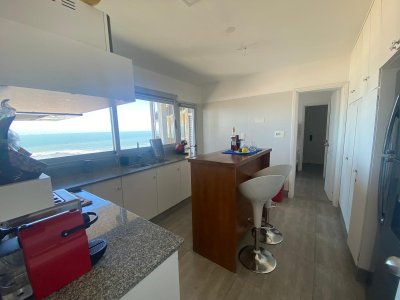 Apartamento ID.2058 - BRAVA FRENTE AL MAR RECICLADO VENTA AIDY GRILL RETASADO 