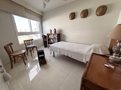 Apartamento ID.2881 - VENTA MILLENIUM TOWER ESQUINERO MANSA