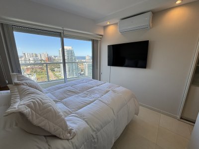 Apartamento ID.2258 - SEASONS TOWER VENTA PISO ALTO MANSA ESQUINERO AL PUERTO