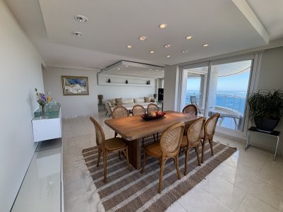 Apartamento ID.1011 -  venta MILLENIUM TOWER mansa frente al mar tres suites y dependencias