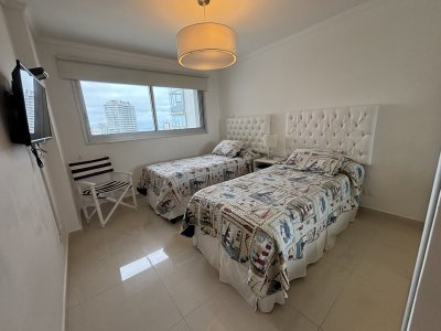 Apartamento ID.830 -  VENTA MIAMI BOULEVARD  TORRE I PISO ALTO AL FRENTE