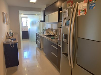Apartamento ID.1726 - VENTA BRAVA IMPERIALE III inmaculado Piso alto