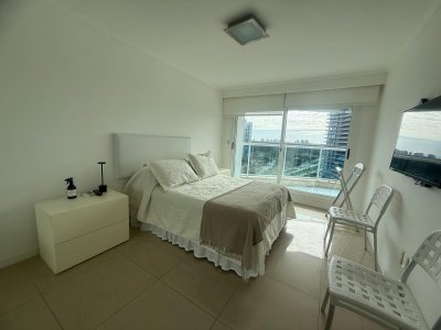 Apartamento ID.2983 - Venta mansa piso alto atrás Enjoy