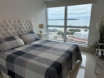 Apartamento ID.830 -  VENTA MIAMI BOULEVARD  TORRE I PISO ALTO AL FRENTE