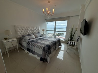 Apartamento ID.830 -  VENTA MIAMI BOULEVARD  TORRE I PISO ALTO AL FRENTE