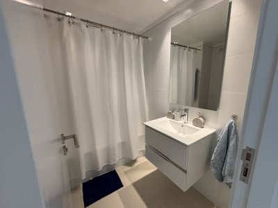 Apartamento ID.2323 - Venta brava dos dormitorios parada 7, una cuadra del mar