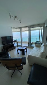 Apartamento ID.2583 - SEASONS TOWER VENTA Y ALQUILER PISO ALTO MANSA