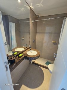 Apartamento ID.2731 - VENTA Y ALQUILER CASINO TOWER PISO ALTO MANSA PARADA 4