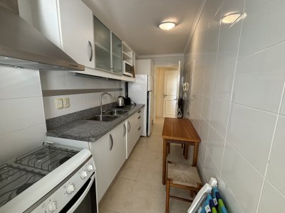 Apartamento ID.11 - AV. CHIVERTA  VENTA DOS DORMITORIOS CON SERVICIOS,  VISTA LA MAR 