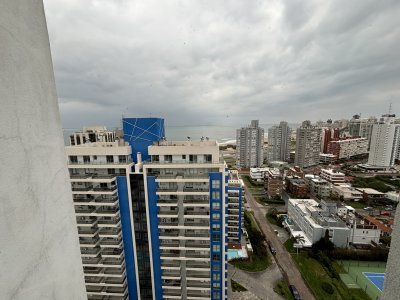 Apartamento ID.2717 - VENTA AV. CHIVERTA PISO ALTO TRES DORMITORIOS BRAVA AIDY GRILL