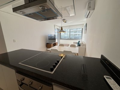 Apartamento ID.2323 - Venta brava dos dormitorios parada 7, una cuadra del mar