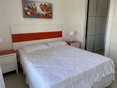 Apartamento ID.835 - AV. CHIVERTA EDIFICIO NUEVO CON SERVICIOS