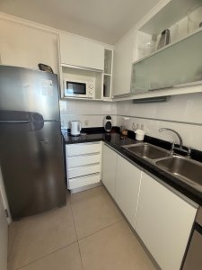Apartamento ID.2983 - Venta mansa piso alto atrás Enjoy