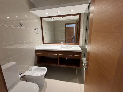 Apartamento ID.2045 - Sunrise Tower mansa parada 5 venta