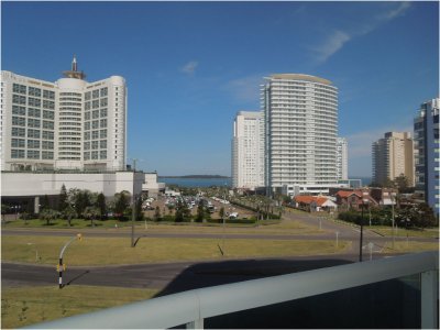 Apartamento ID.876 - Casino Towers parada 4 Playa Mansa