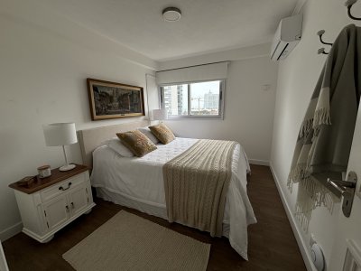 Apartamento ID.197 - AV. CHIVERTA. MUY LINDA PLANTA BRAVA VENTA ORIENTACION SOLAR
