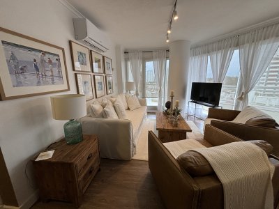 Apartamento ID.197 - AV. CHIVERTA. MUY LINDA PLANTA BRAVA VENTA ORIENTACION SOLAR