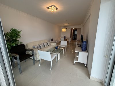 Apartamento ID.830 -  VENTA MIAMI BOULEVARD  TORRE I PISO ALTO AL FRENTE