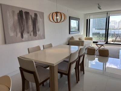 Apartamento ID.1767 - Venta - Parada 3 Mansa. Av. Chiverta casi a estrenar