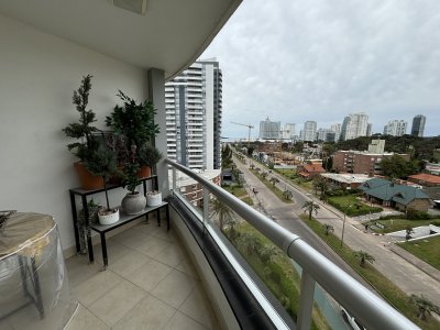 Apartamento ID.197 - AV. CHIVERTA. MUY LINDA PLANTA BRAVA VENTA ORIENTACION SOLAR