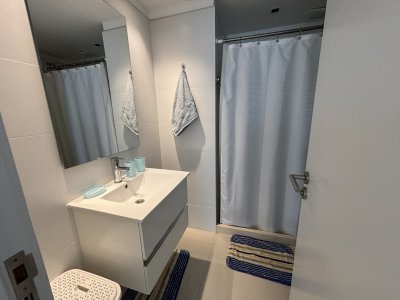 Apartamento ID.2323 - Venta brava dos dormitorios parada 7, una cuadra del mar