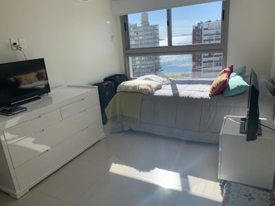 Apartamento ID.1726 - VENTA BRAVA IMPERIALE III inmaculado Piso alto