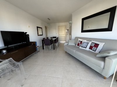 Apartamento ID.218 - AV. CHIVERTA EXCELENTE ALTURA Y ORIENTACION