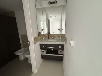 Apartamento ID.2431 - VENTA BRAVA PARADA 6 GARAGE DOBLE DOS DORMITORIOS