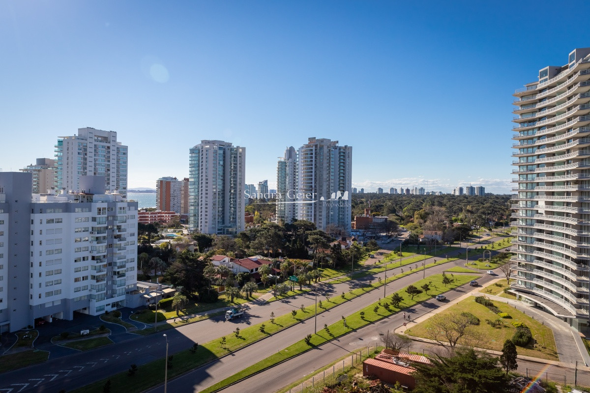 Apartamento ID.1944 - CASINO TOWERS PISO ALTO VENTA MANSA