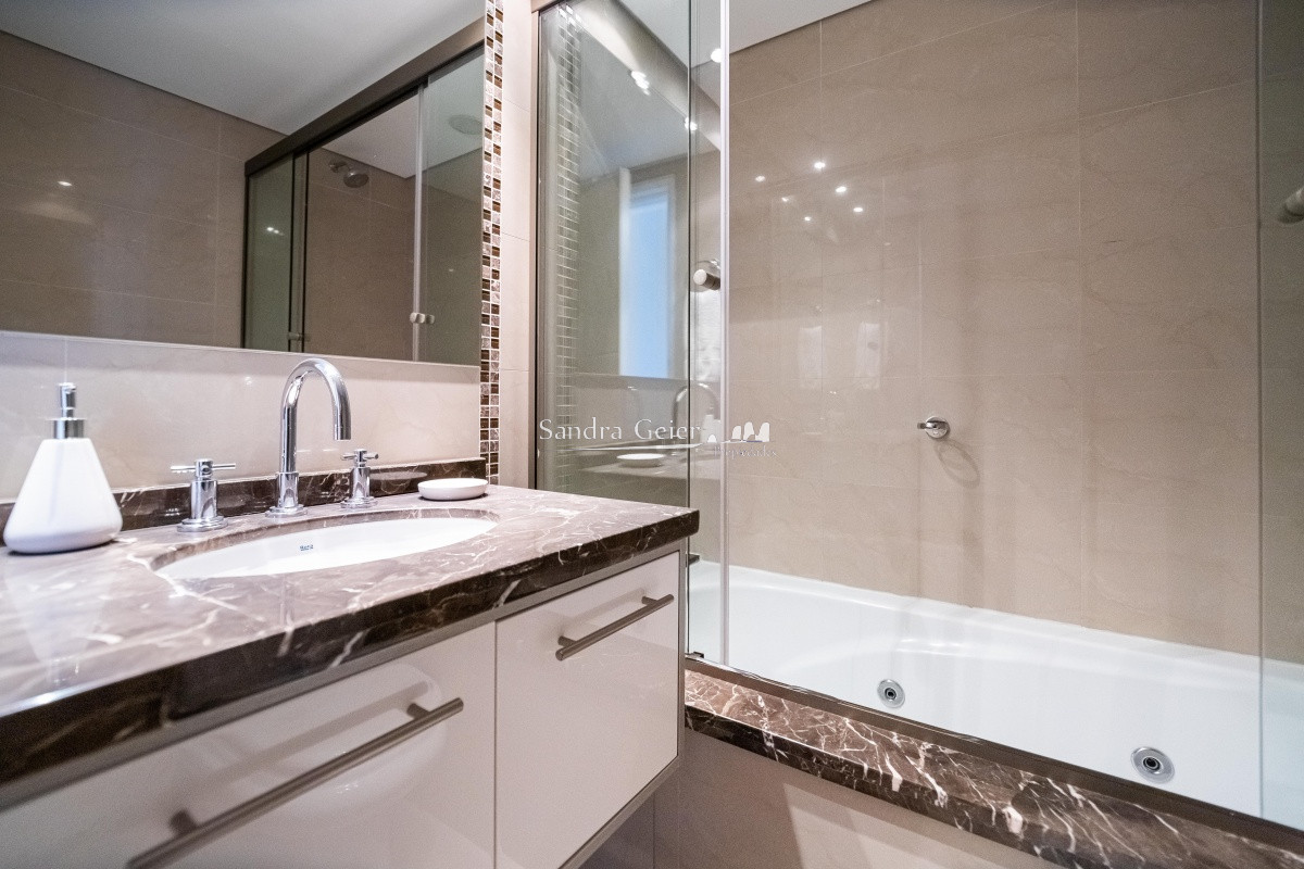 Apartamento ID.1944 - CASINO TOWERS PISO ALTO VENTA MANSA