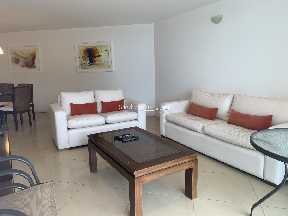 Apartamento ID.2200 - Apartamento en Punta del Este, Brava