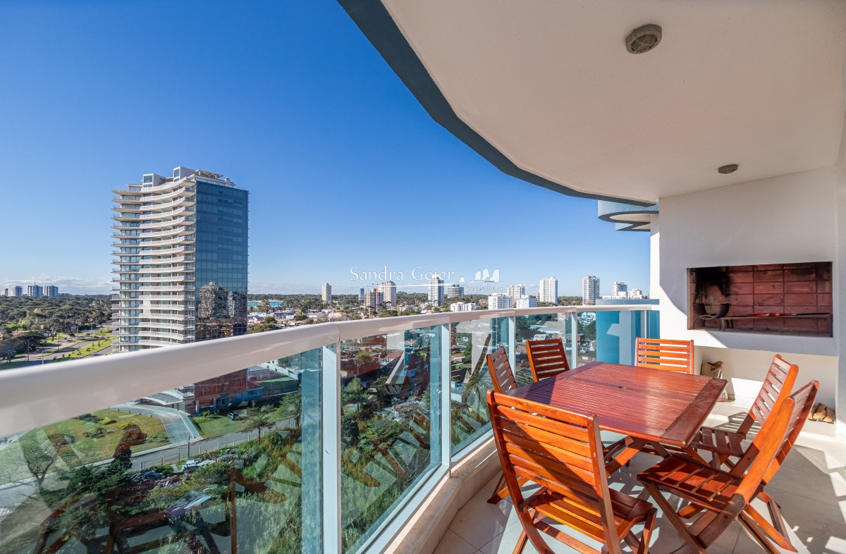 Apartamento ID.1944 - CASINO TOWERS PISO ALTO VENTA MANSA