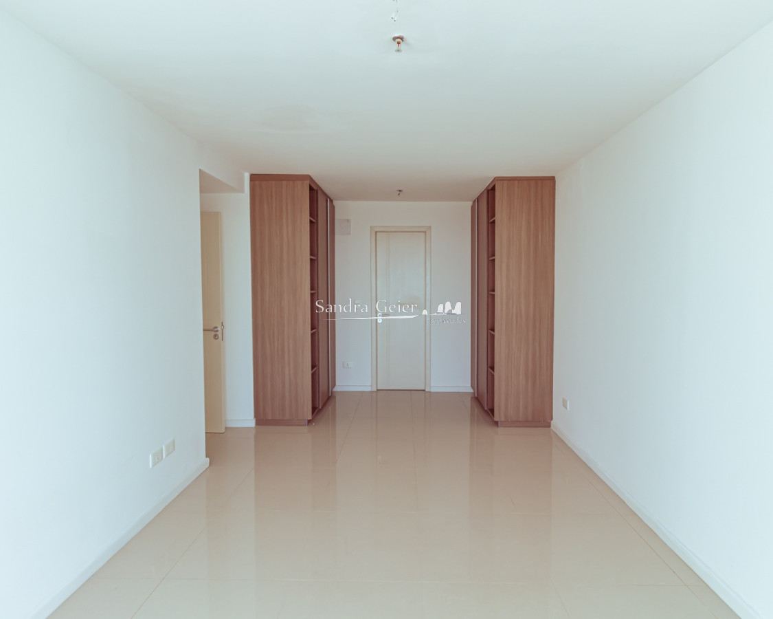 Apartamento ID.2067 - Av. Roosvelt Parada 5, Pent house en venta a estrenar!!!!