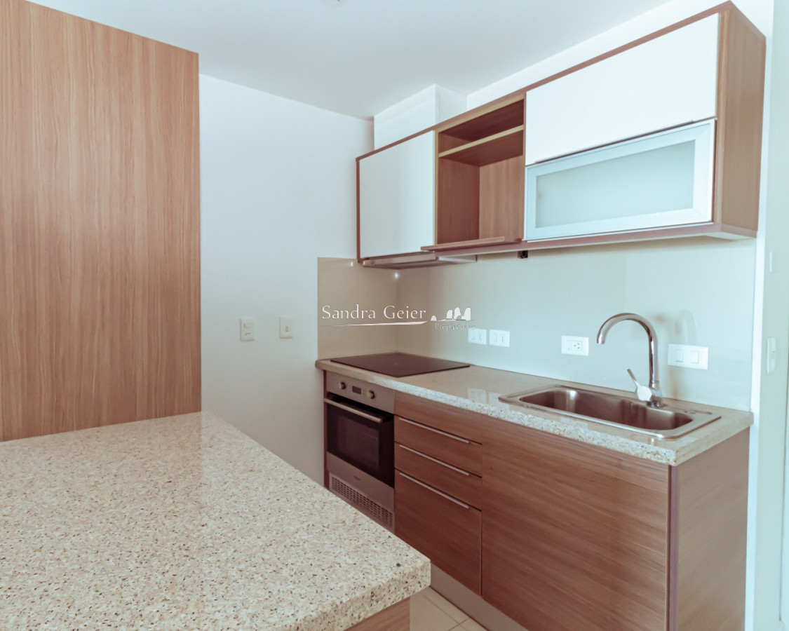 Apartamento ID.2066 - Av Roosvelt Brava parada 5