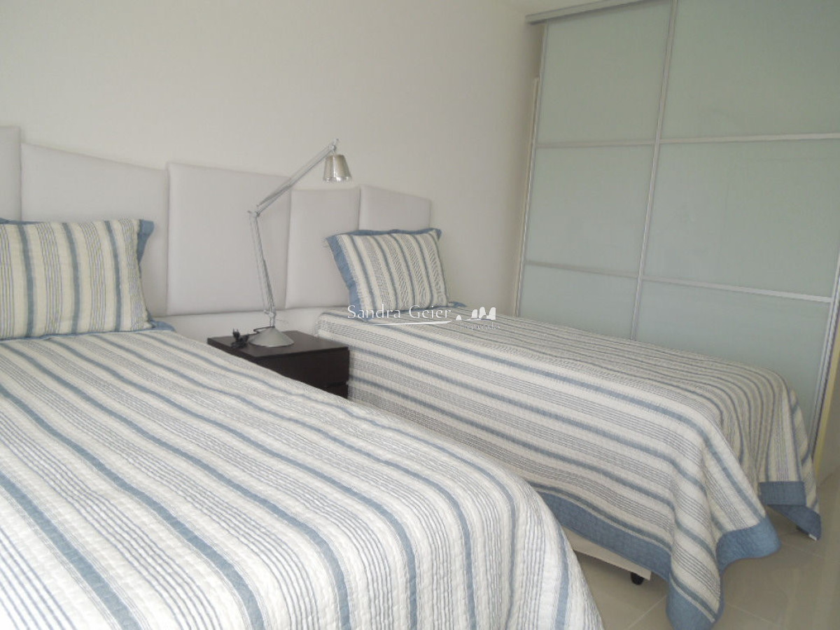 Apartamento ID.807 - SUNRISE TOWER PARADA 5 PLAYA MANSA