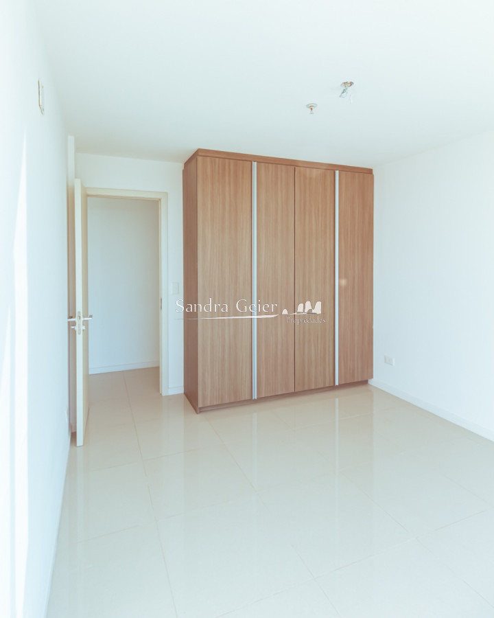 Apartamento ID.2067 - Av. Roosvelt Parada 5, Pent house en venta a estrenar!!!!
