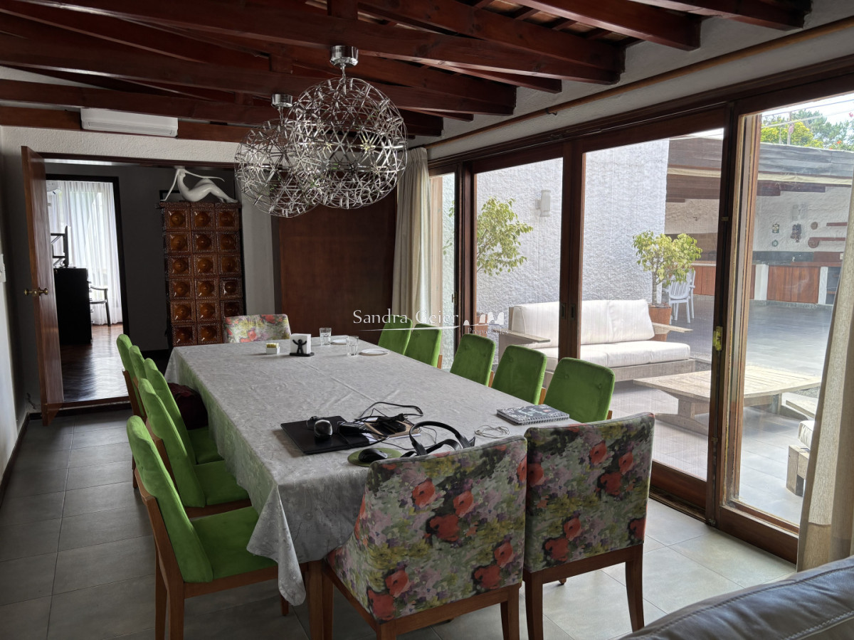 Casa ID.3237 - Casa en paradas a 100mts del mar