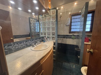 Casa ID.3237 - Casa en paradas a 100mts del mar