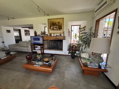 Casa ID.3237 - Casa en paradas a 100mts del mar