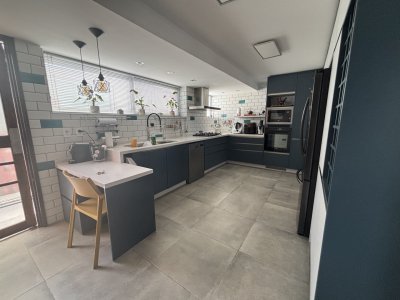 Casa ID.3237 - Casa en paradas a 100mts del mar