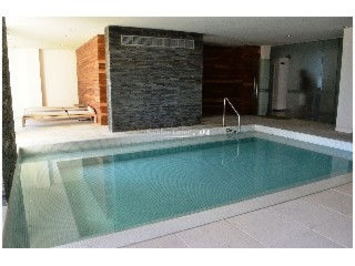 Apartamento ID.1288 - AV. CHIVERTA. MUY LINDA PLANTA  