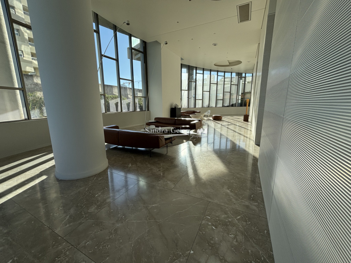 Apartamento ID.3378 - TRUMP TOWER- VENTA BRAVA FRENTE AL MAR CATEGORIA PREMIUM