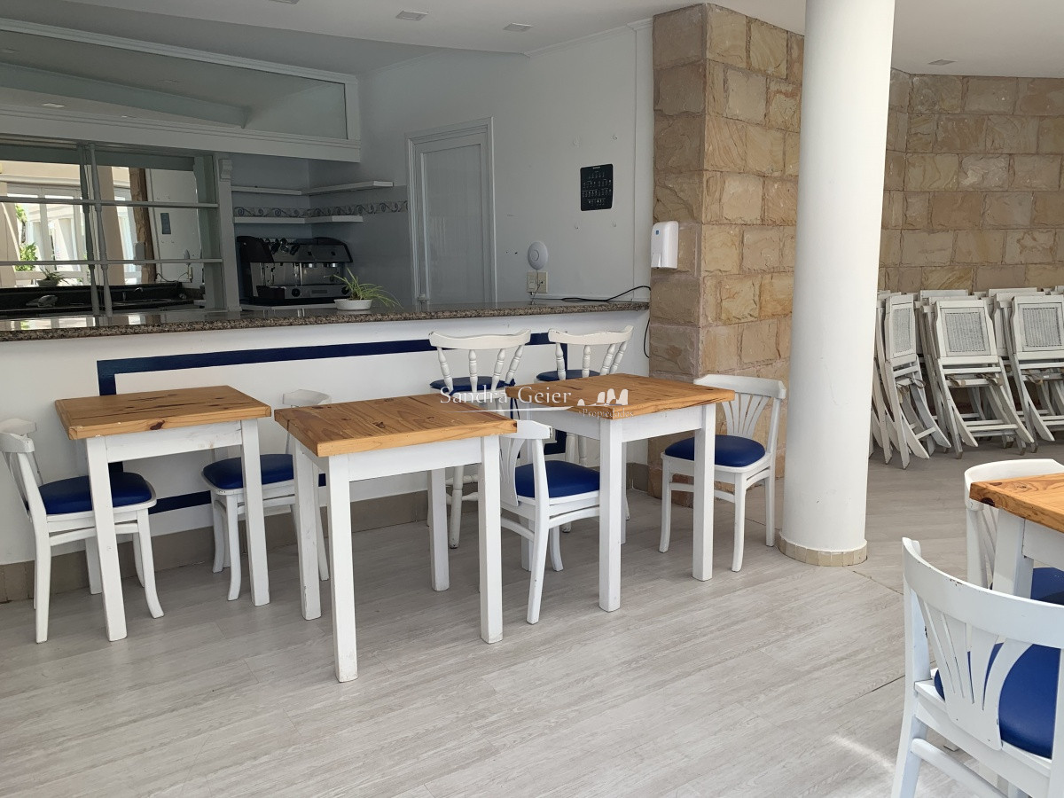 Apartamento ID.1011 -  venta MILLENIUM TOWER mansa frente al mar tres suites y dependencias