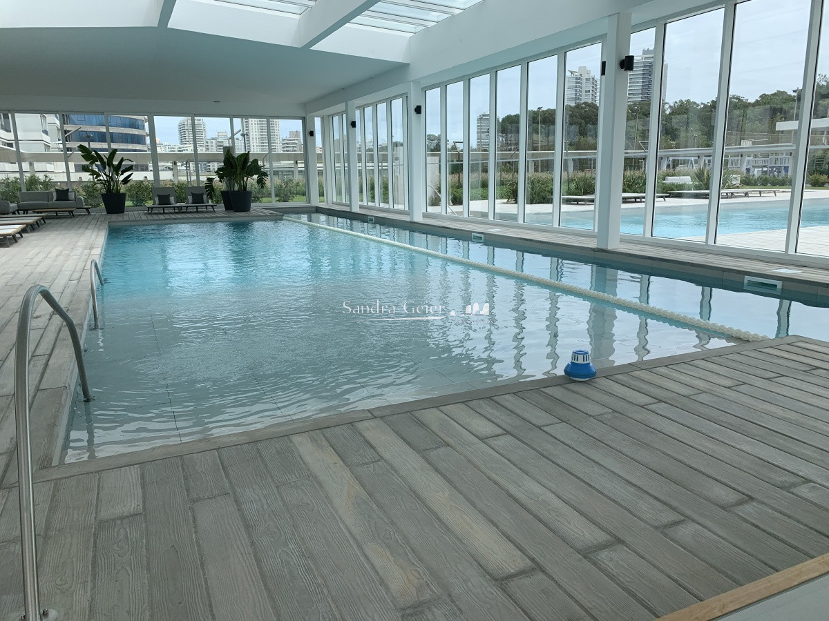 Apartamento ID.2760 - VENTA PISO ALTO TORRE LE PARC III BRAVA PRIMERA LINEA FRENTE AL MAR 