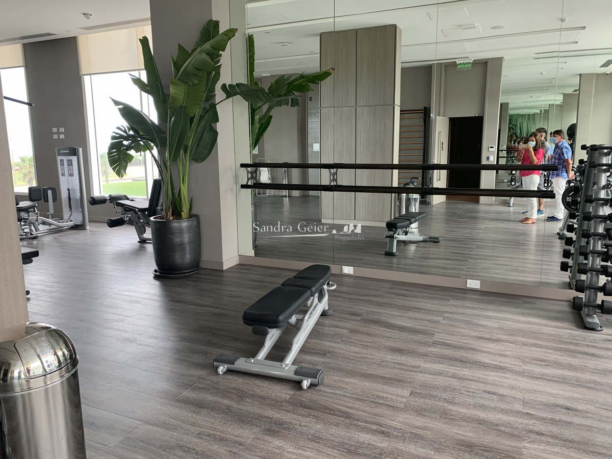 Apartamento ID.2760 - VENTA PISO ALTO TORRE LE PARC III BRAVA PRIMERA LINEA FRENTE AL MAR 