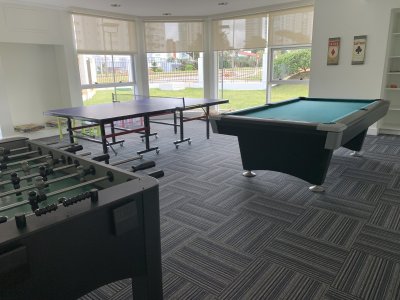 Apartamento ID.2731 - VENTA Y ALQUILER CASINO TOWER PISO ALTO MANSA PARADA 4